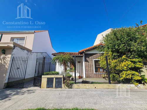 Imagen 1 de 30 de Casa En Banfield Oeste!!! Lote 10 X 28