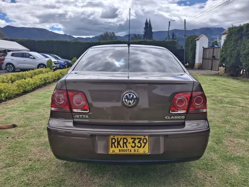 Volkswagen Jetta Europa 2011. Perfecto. Recibo Vehículo
