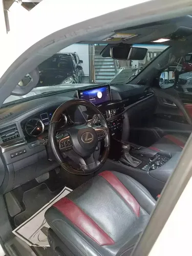 Lexus LX 5.7 570