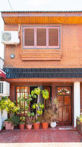 Imagen 2 de 16 de Venta Casa Duplex 3 Ambientes Cochera Haedo Moron