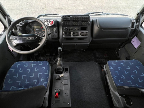 Iveco Cursor 330