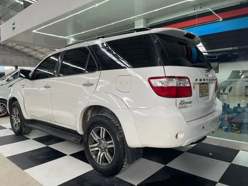 Toyota Fortuner 2.7l 4x4
