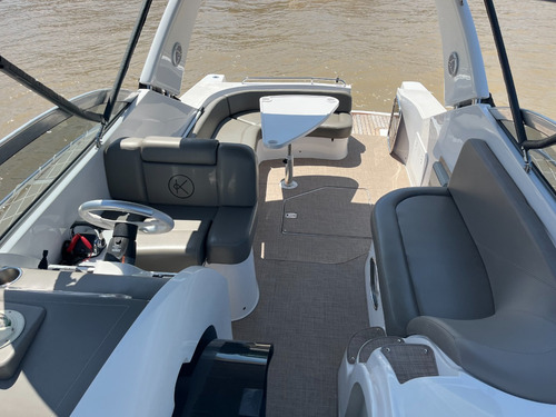 Crucero Klase A 34 Con Volvo 300 Hp Dp Año 2017 Grupo Aacc