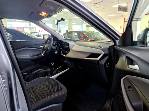 Chevrolet Montana LT MT