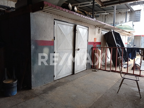 Imagen 5 de 10 de Se Vende Galpón En El Centro, Calle La Planta, Av. Orinoco