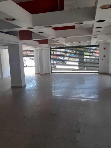 En Venta O Alquiler Edificio Comercial En La Av Bolivar (ac)