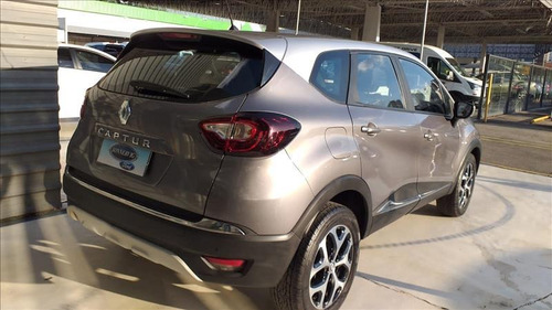 Imagem 6 de 10 de Renault Captur 1.6 16v Sce Bose