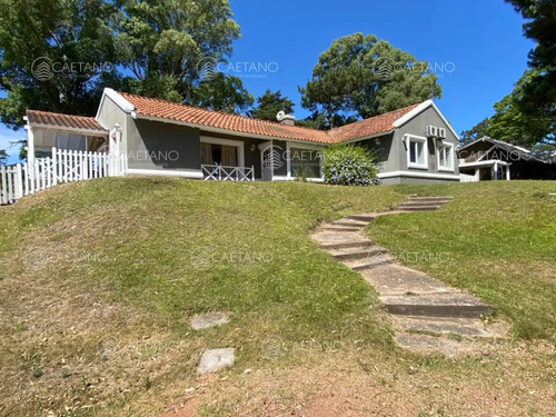 Hermosa Casa En Barrio Privado, Punta Del Este