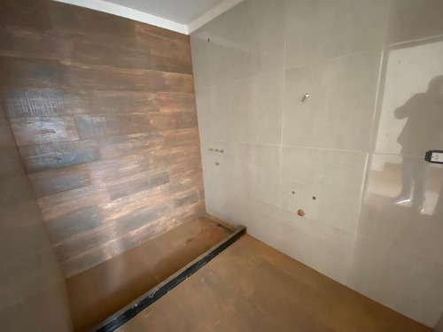 Venta De Piso 4 Ambientes Saenz Peña