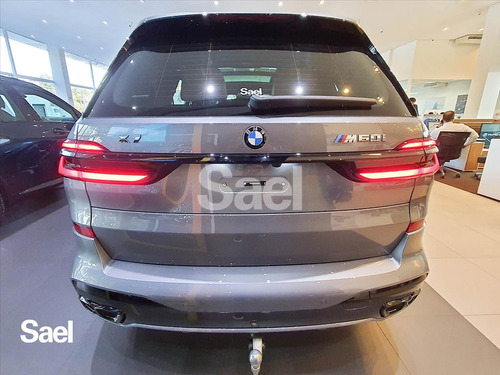 X7 4.4 V8 Gasolina M60i Steptronic