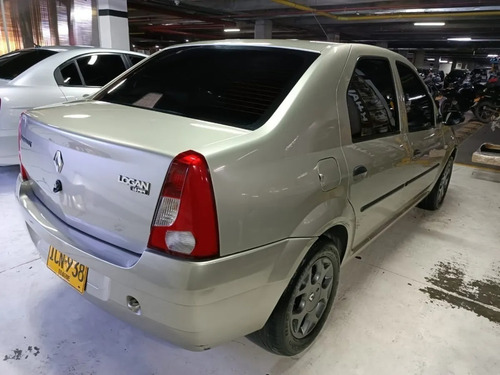 Imagen 8 de 25 de Renault Logan 1.6 Expression Aa