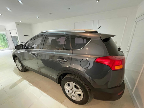 Toyota Rav4 2.4 4x4 At 2013