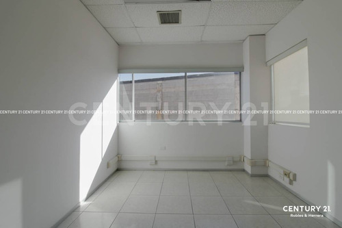Oficina En Renta En Blvd. Ortiz Mena, Chihuahua