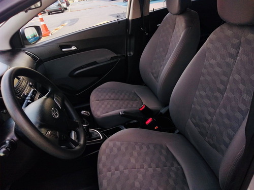 Hyundai Hb20s 1.6 Comfort Plus 16v Flex 4p Manual