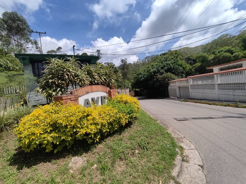 Venta De Terreno En El Sector Avp, Colinas De Carrizal. Of.