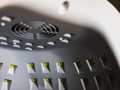 Imagen 3 de 10 de Lampara Uv Led Sun M3 Max De 180w Con Disipador Integrado
