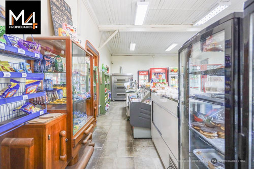 Casa En Venta De 1 Dorm. En Lo Espejo