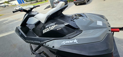 Jet Ski Seadoo Spark (2017)