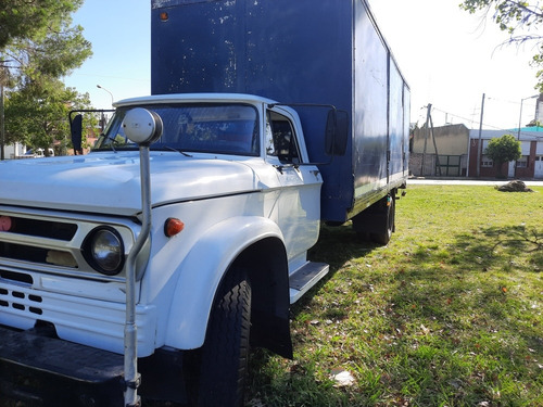 Dodge 82