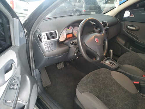 Imagem 10 de 15 de Fiat Stilo 2010 1.8 8v Flex Dualogic 5p