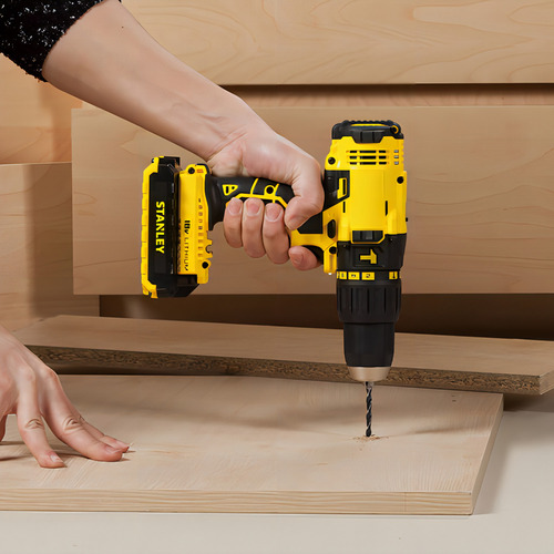 Taladro Percutor 20v + 2 Baterías Stanley Sch201c2k-b2c Color Amarillo