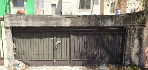Venta De Casa En Praderas De Guadalupe, Guadalupe, Nuevo Leon, Casa En Recuperacion Mbdelr