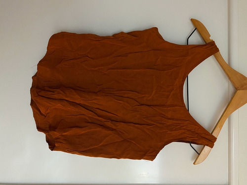Remera Naranja Oscuro Musculosa