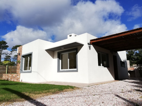 Piriapolis - Barrio Country - A Estrenar - 279m2