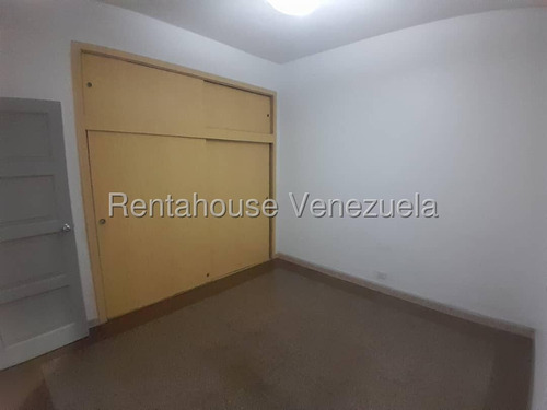 Alquiler De Apartamento En La Candelaria #25-23557