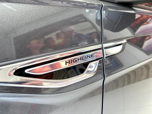 Volkswagen Nivus Highline 1.0 200 Tsi Flex Aut.