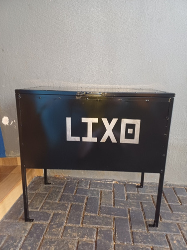 Lixeira Externa De Chapa De Aso