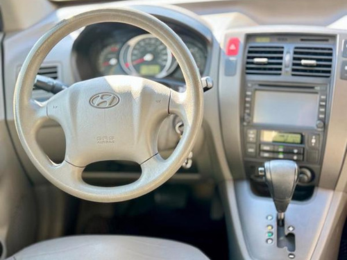 Hyundai Tucson 2.0 MPFI GLS 16V 143CV 2WD FLEX 4P AUTOMÁTICO