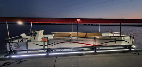 Lancha Catamarán Pontoon