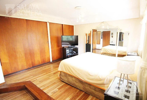 Imagen 5 de 18 de Venta Casa 5 Ambientes Con Jardin Y Pileta Martinez