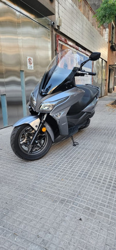 Imagen 10 de 14 de Moto Kymco Xtown 250 - Unico Dueño - 2021 - 3750 Km