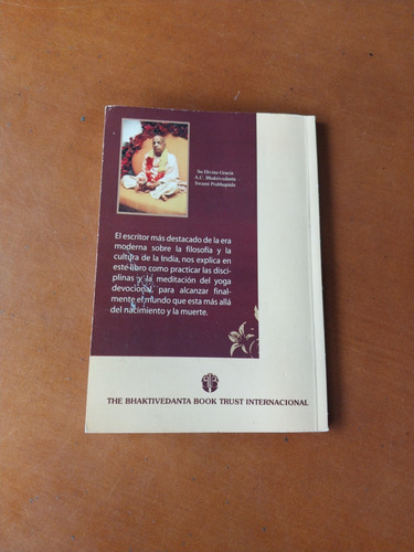Libro Más Allá Del Nacimiento Y De La Muerte Filosofía Hindú (Usado)