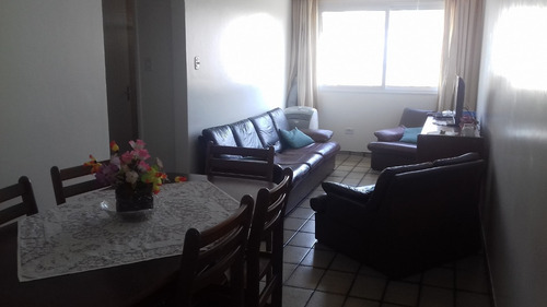 Imagem 11 de 14 de Bem Localizado, Enseada, 3 Quadras Da Praia, Amplo