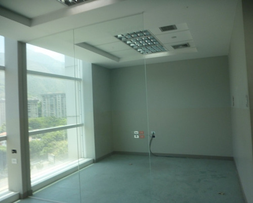 Imagen 7 de 14 de Alquiler Local Comercial En La Urbina