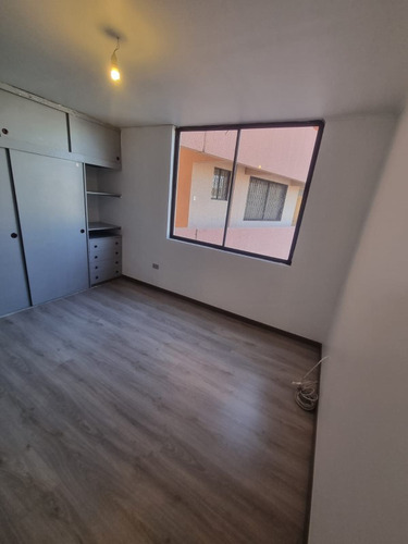 Se Arrienda Hermoso Y Amplio Departamento Sin Amoblar
