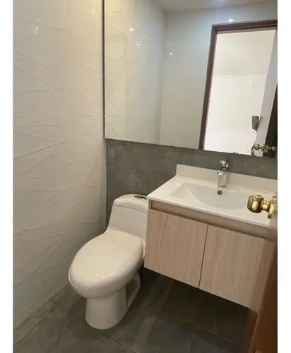 Venta Apartamento Duplex Laureles Piso 7