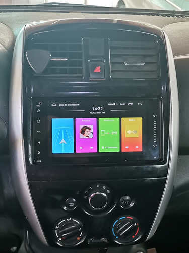 Autoestéreo Android 7' Versa March Sentra Carplay Gps 20*10