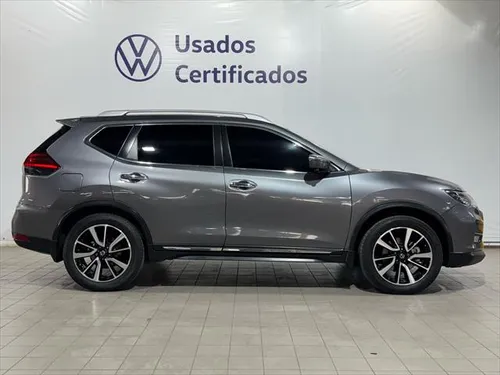 Nissan X-Trail 2.5 Exclusive 3 Row Cvt