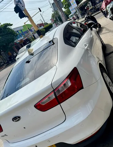 Kia Río R