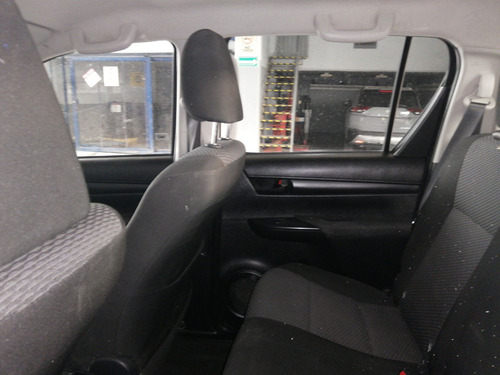 Toyota Hilux 2.8 Cabina Doble Base Mt