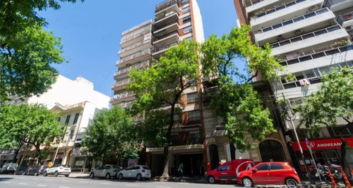 Excelente Semipiso Al Frente Con Cochera - 3 Amb - Todo Luz!