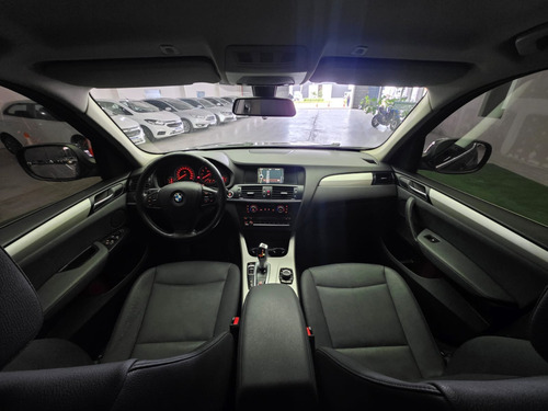 BMW X3 2.0L XDRIVE AT