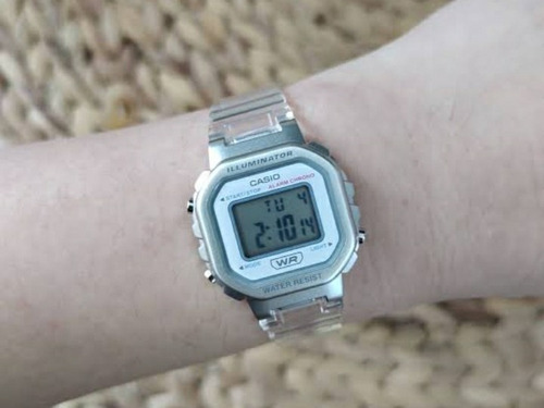 Reloj Casio De Dama Modelo La-20 Transparente Azul