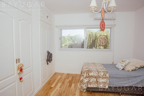 Venta - Casa Amoblada En Sausalito - Bayugar Negocios Inmobiliarios