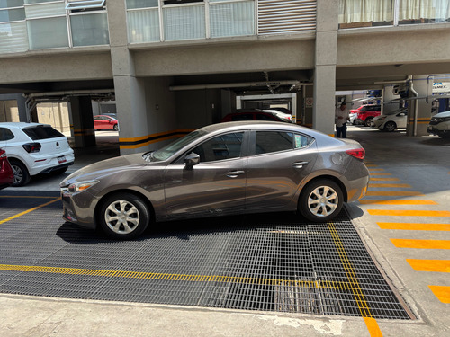 Mazda Mazda 3 2.0 I Sedan Mt
