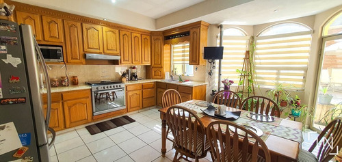 Imagen 8 de 27 de Casa En Venta Las Misiones Frente A Parque